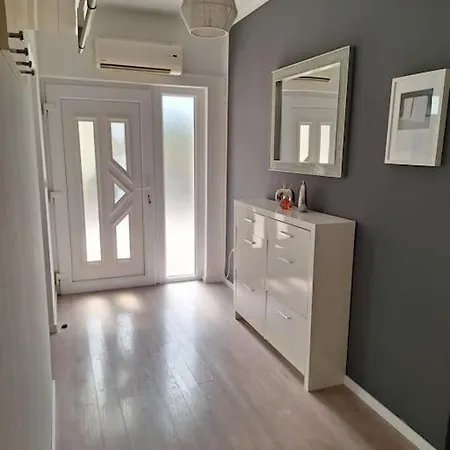 Appartamento Ria Jesenice (Split-Dalmatia)